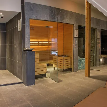 Modern With Sauna West-Graftdijk