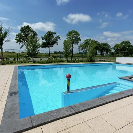 Modern With Sauna * West-Graftdijk